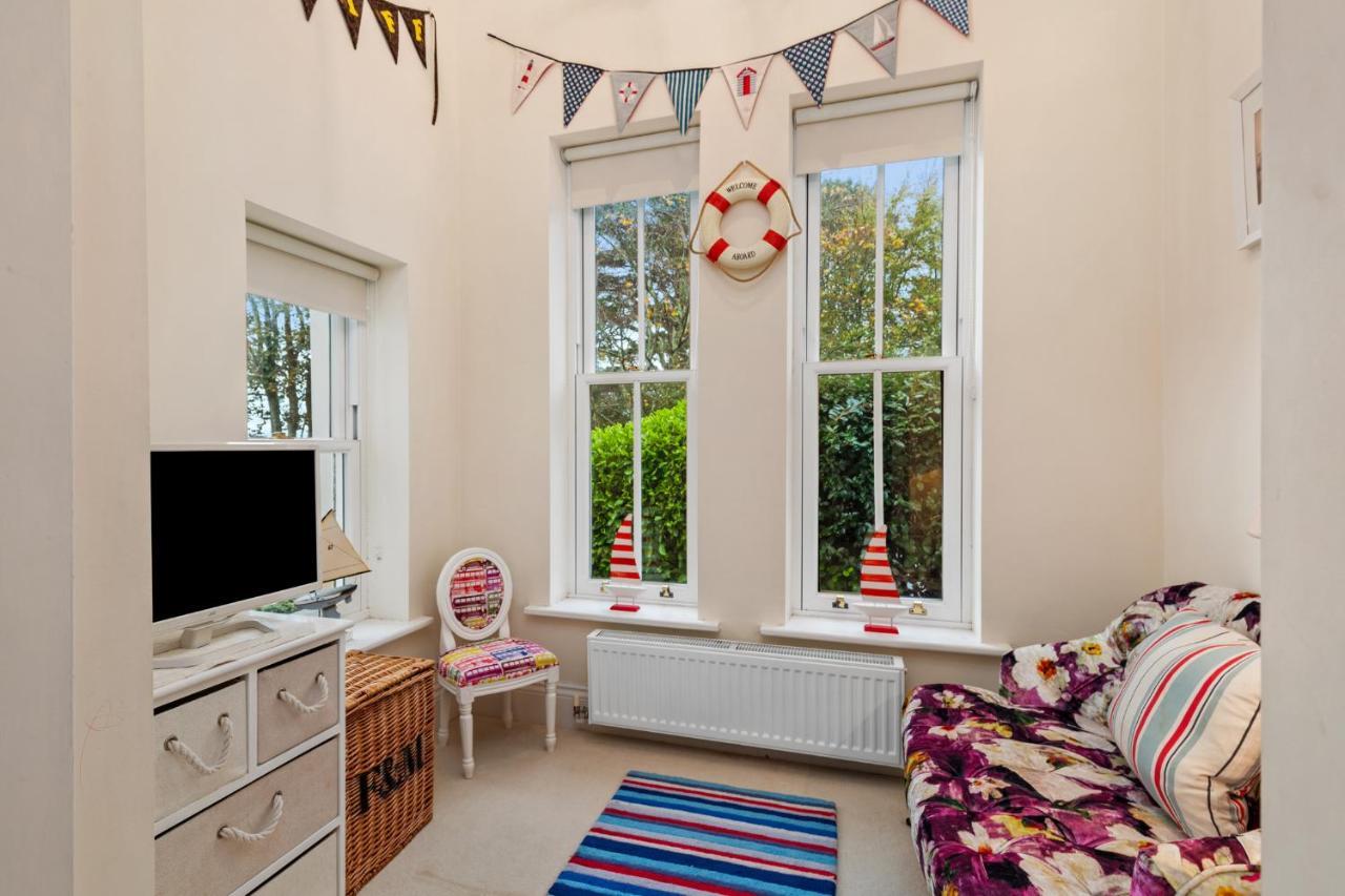 Bryn Y Mor - Tenby Apartment Sea Views Kültér fotó